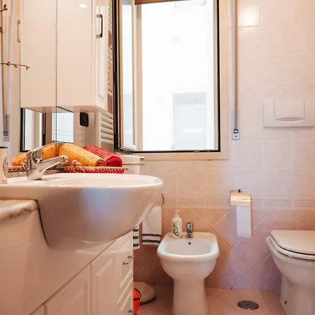 Al Civico Centocinquantasei